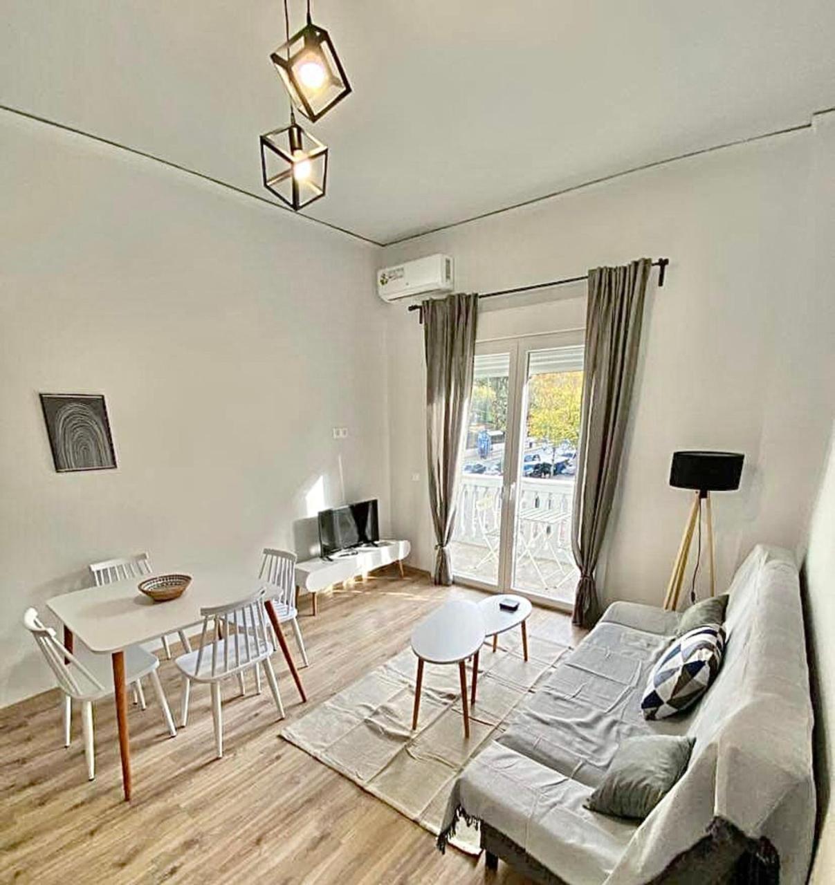 Comfortable Apartment In The City Center Aten Exteriör bild
