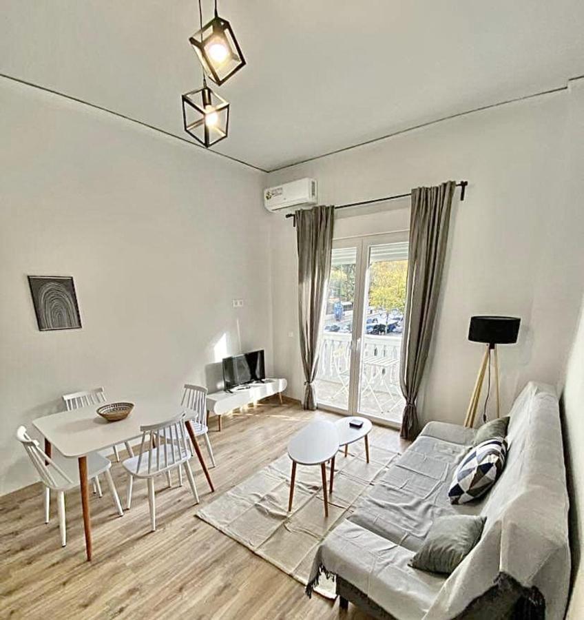 Comfortable Apartment In The City Center Aten Exteriör bild