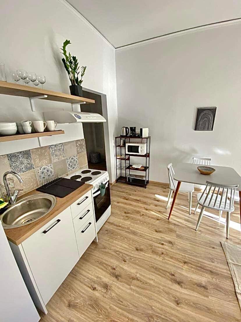 Comfortable Apartment In The City Center Aten Exteriör bild